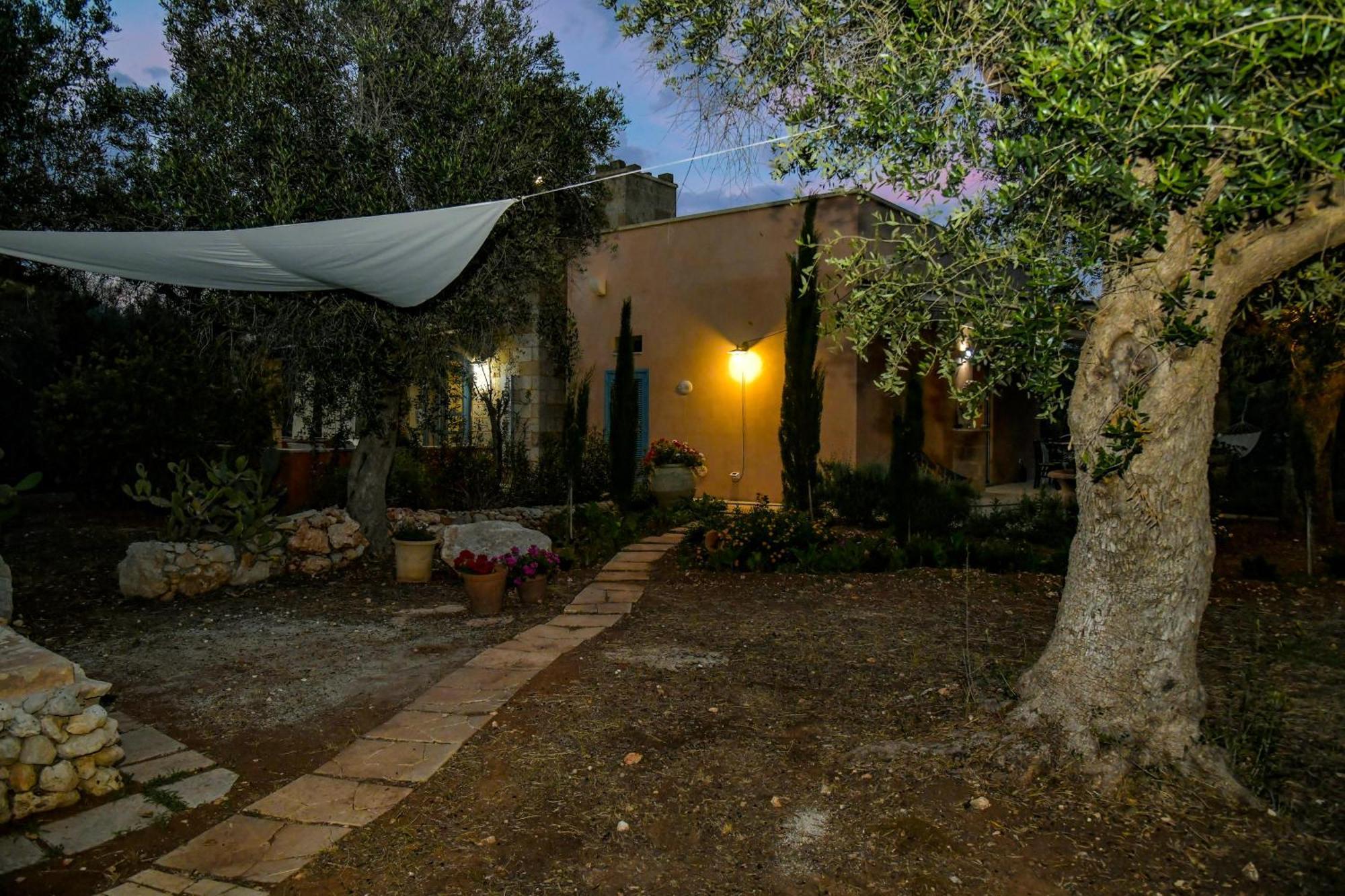 Case Fra Gli Ulivi Spongano Bagian luar foto