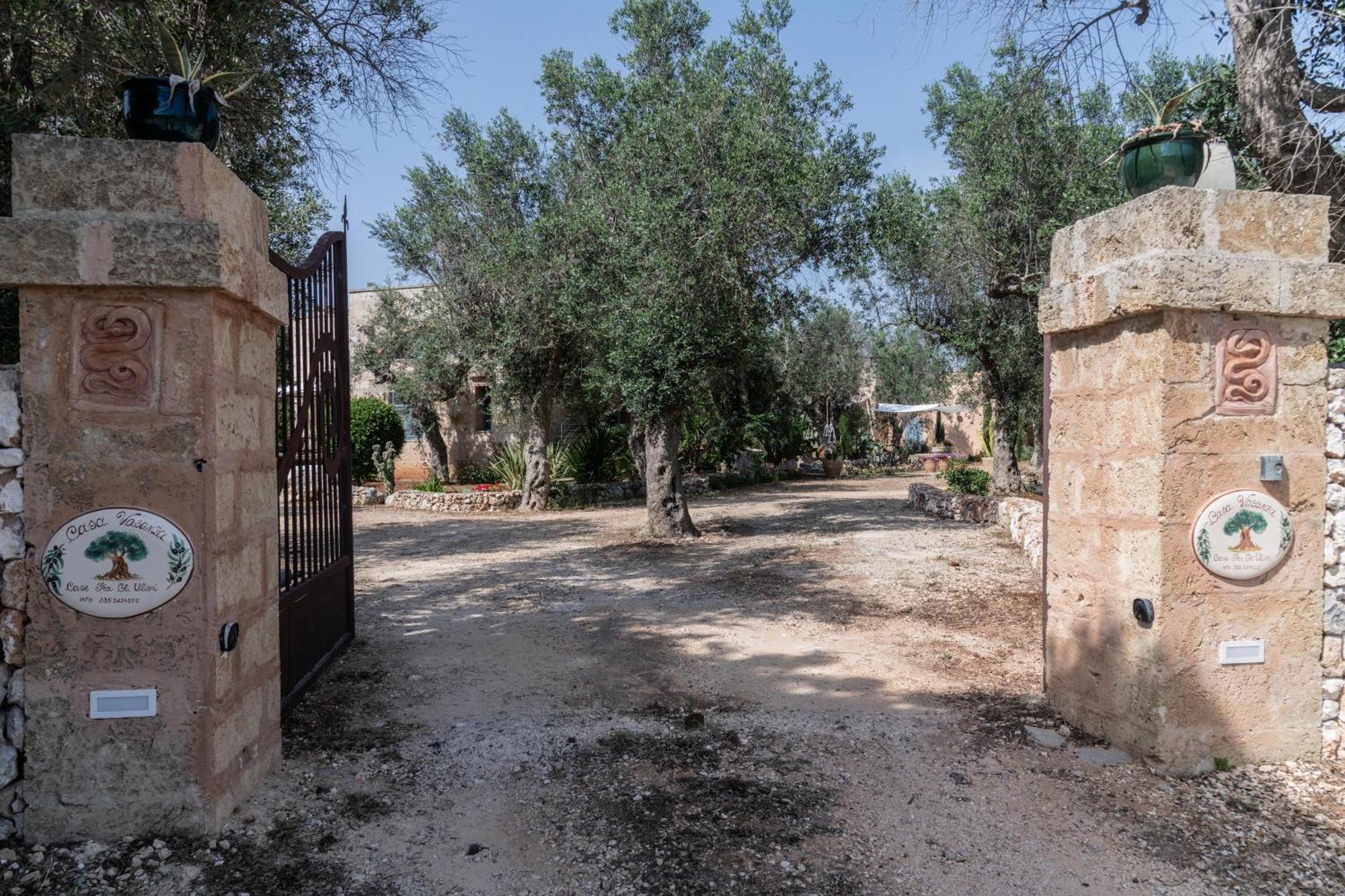 Case Fra Gli Ulivi Spongano Bagian luar foto